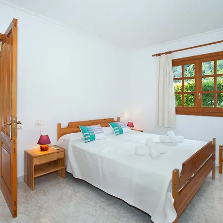 Owl Picasa Alt - Surounded By Nature * Pollença